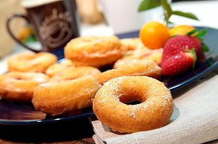 Saure- Sahne- Donuts
